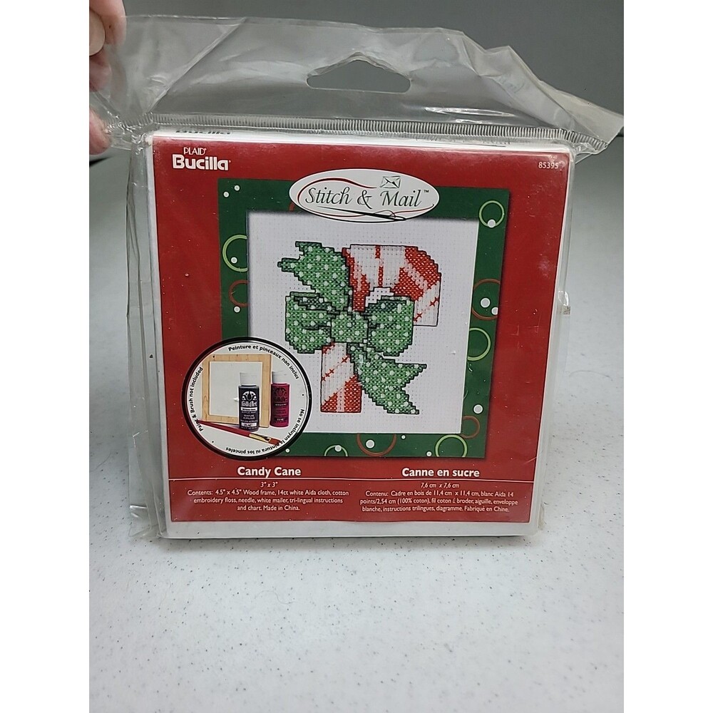 Bucilla CANDY CANE Christmas Stitch & Mail Greeting Card Cross Stitch Kit 2006